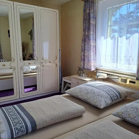 Fuer 7 Personen 68 M² Oberwiesenthal