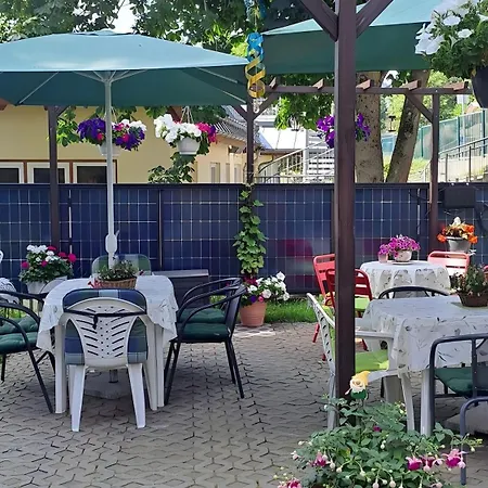 Apartman Fuer 7 Personen 68 M² *