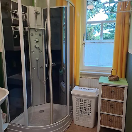Fuer 7 Personen 68 M² *